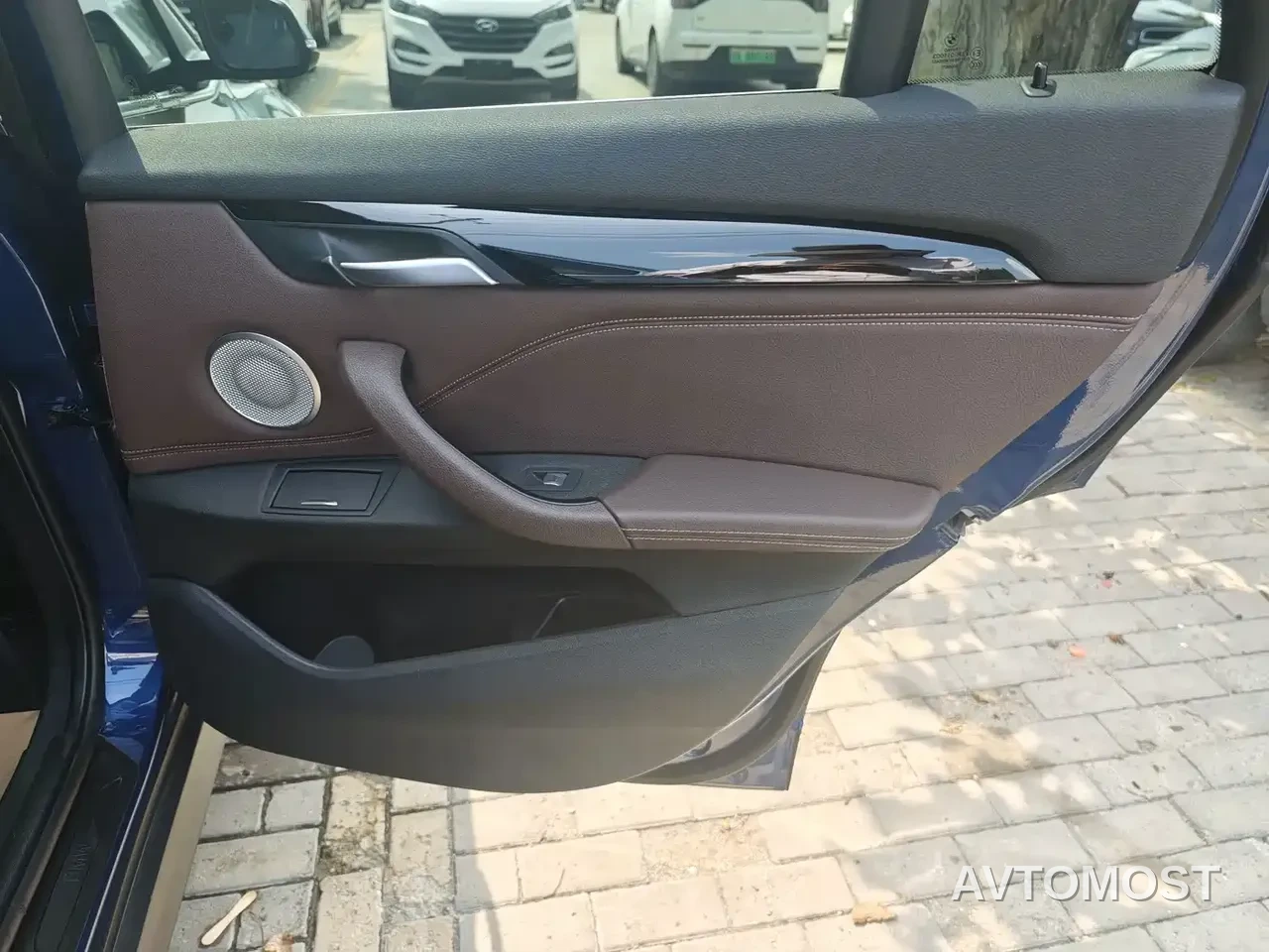 BMW X1 2022 sDrive25Li Leading — фото 11