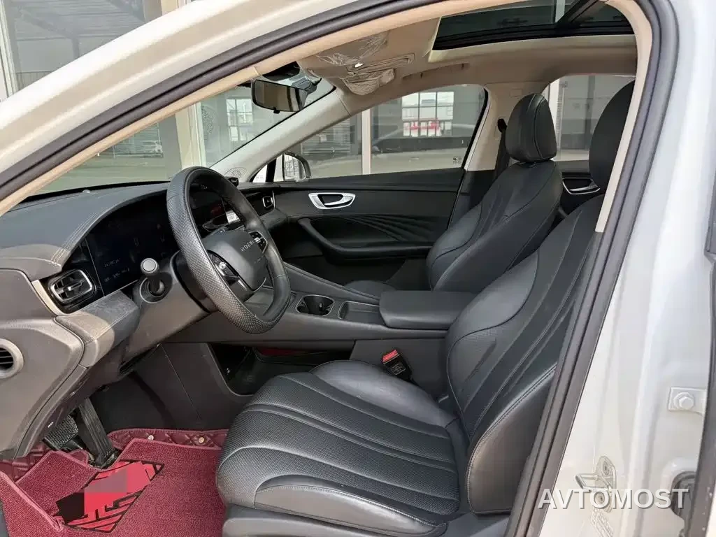 Roewe D7 2025 DMH 125km World Champion Excellence Edition — фото 8
