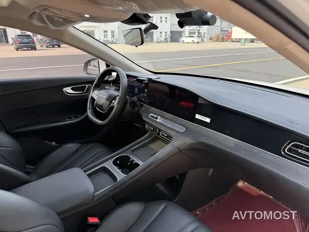 Roewe D7 2025 DMH 125km World Champion Excellence Edition — фото 15