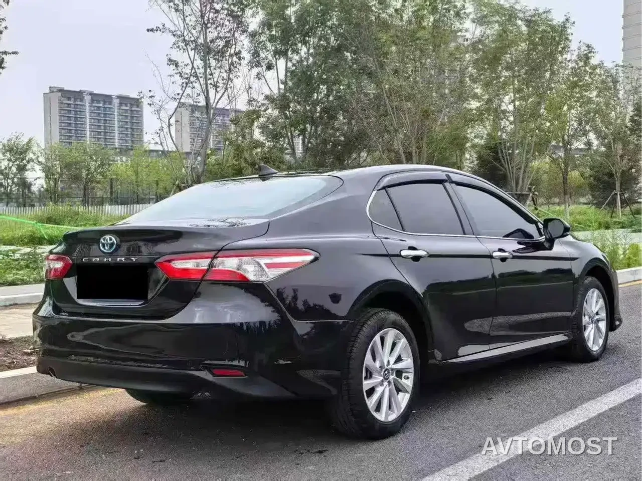 Toyota Camry 2023 Hybrid 2.5HGVP Leading Edition — фото 8