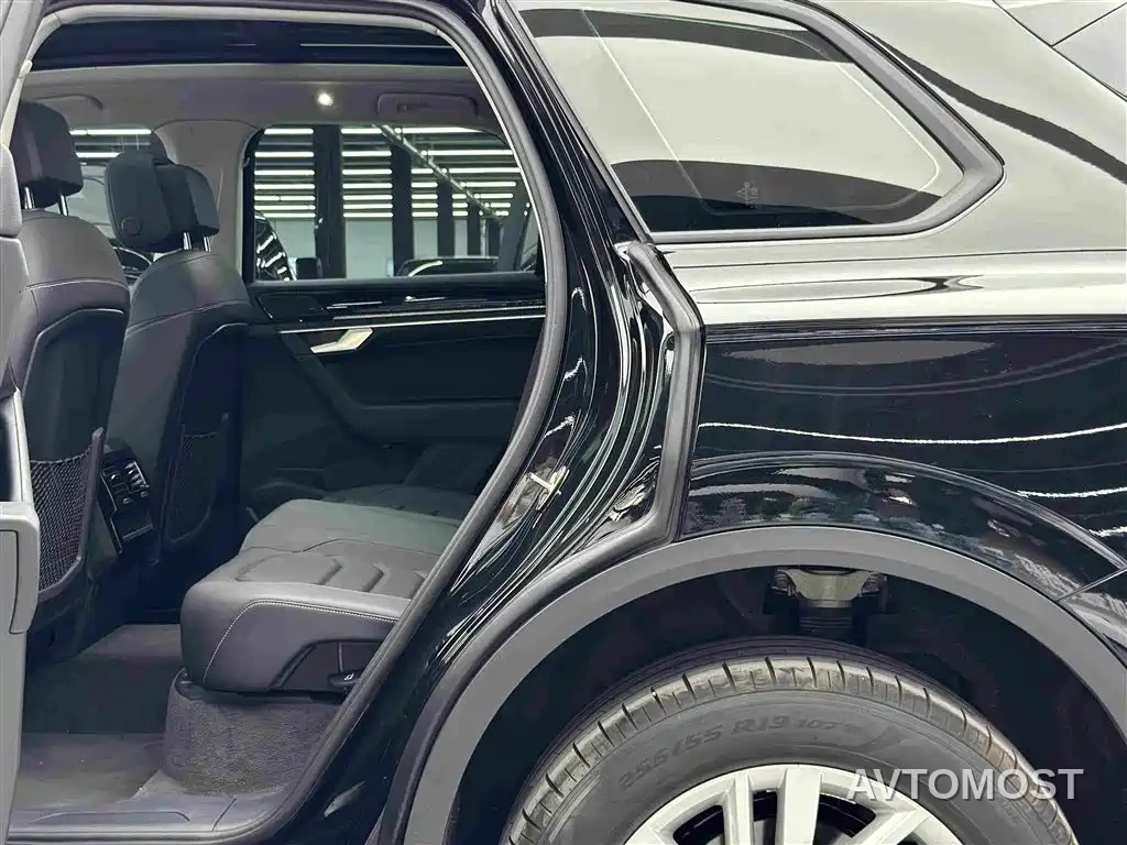 Volkswagen Touareg 2025 2.0TSI RY Edition — фото 9