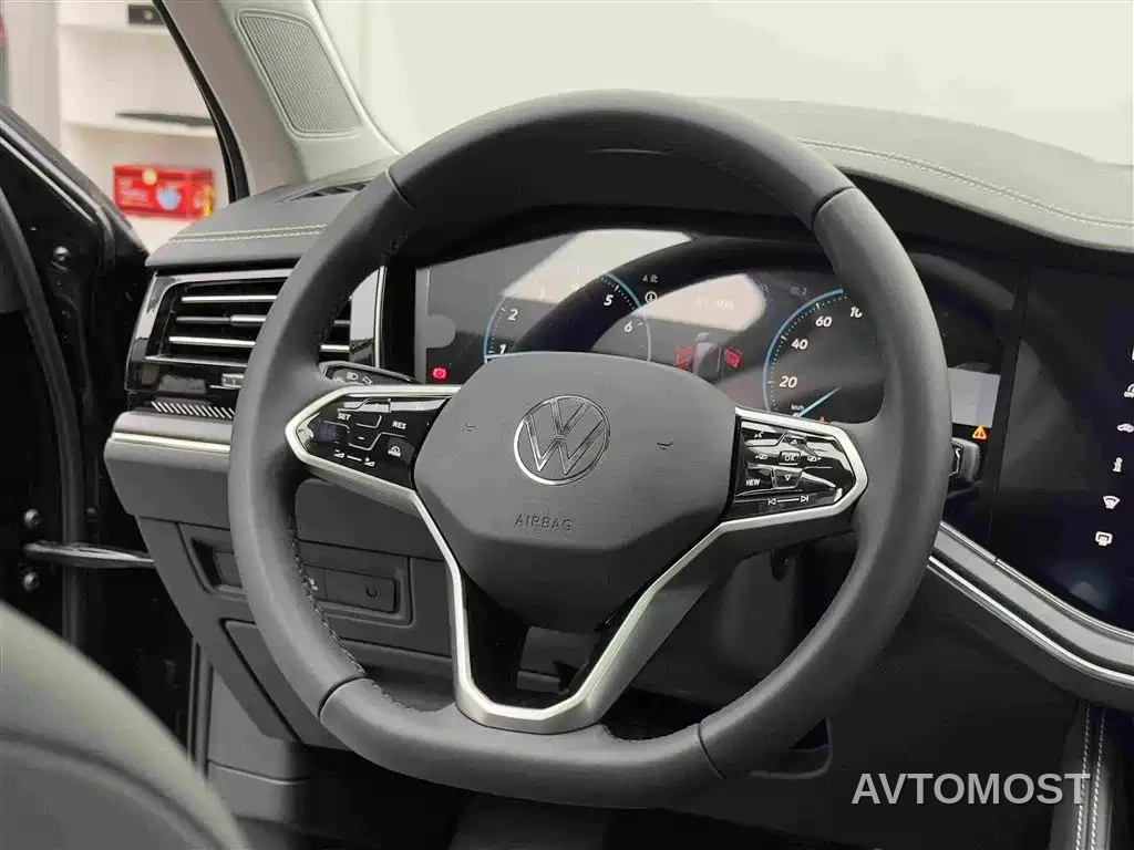 Volkswagen Touareg 2025 2.0TSI RY Edition — фото 13