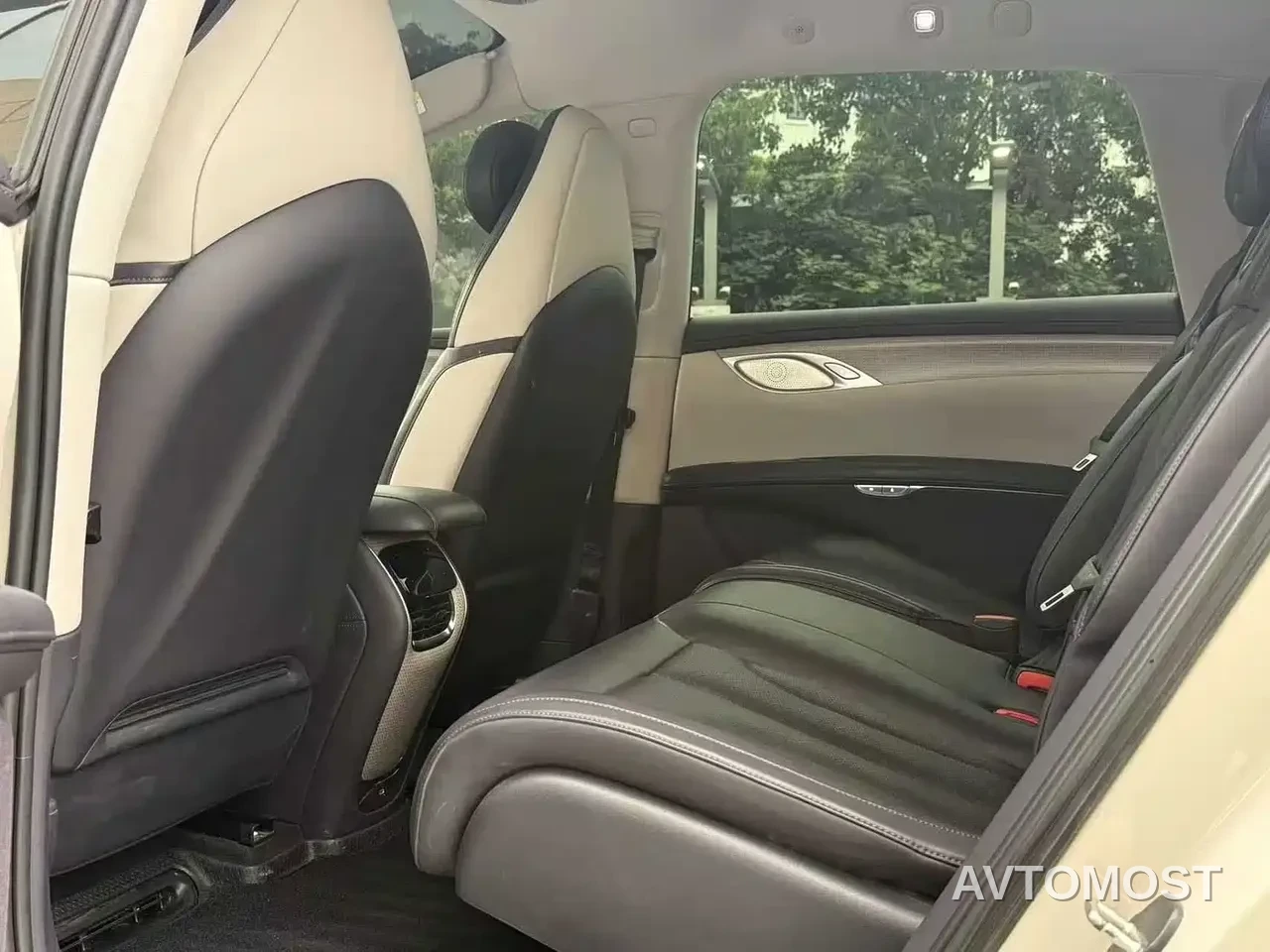 IM LS7 2023 Model 90kWh Elite RWD Edition — фото 6