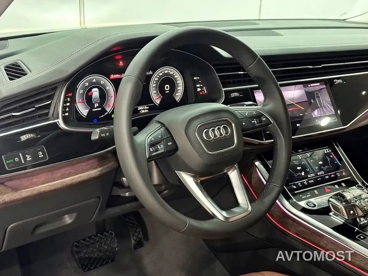 Audi Q7 2023 55 TFSI quattro S line Sport — фото 12