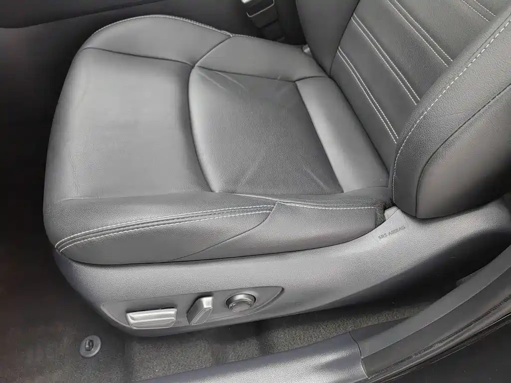 Toyota Wildlander 2023 Hybrid 2.5L E-CVT FWD Luxury PLUS Edition — фото 20