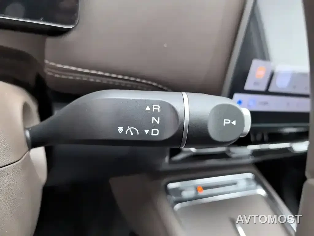 Wuling Motors Starlight 560 NEV 2025 Model Plug-in Hybrid Version 5-seater — фото 11