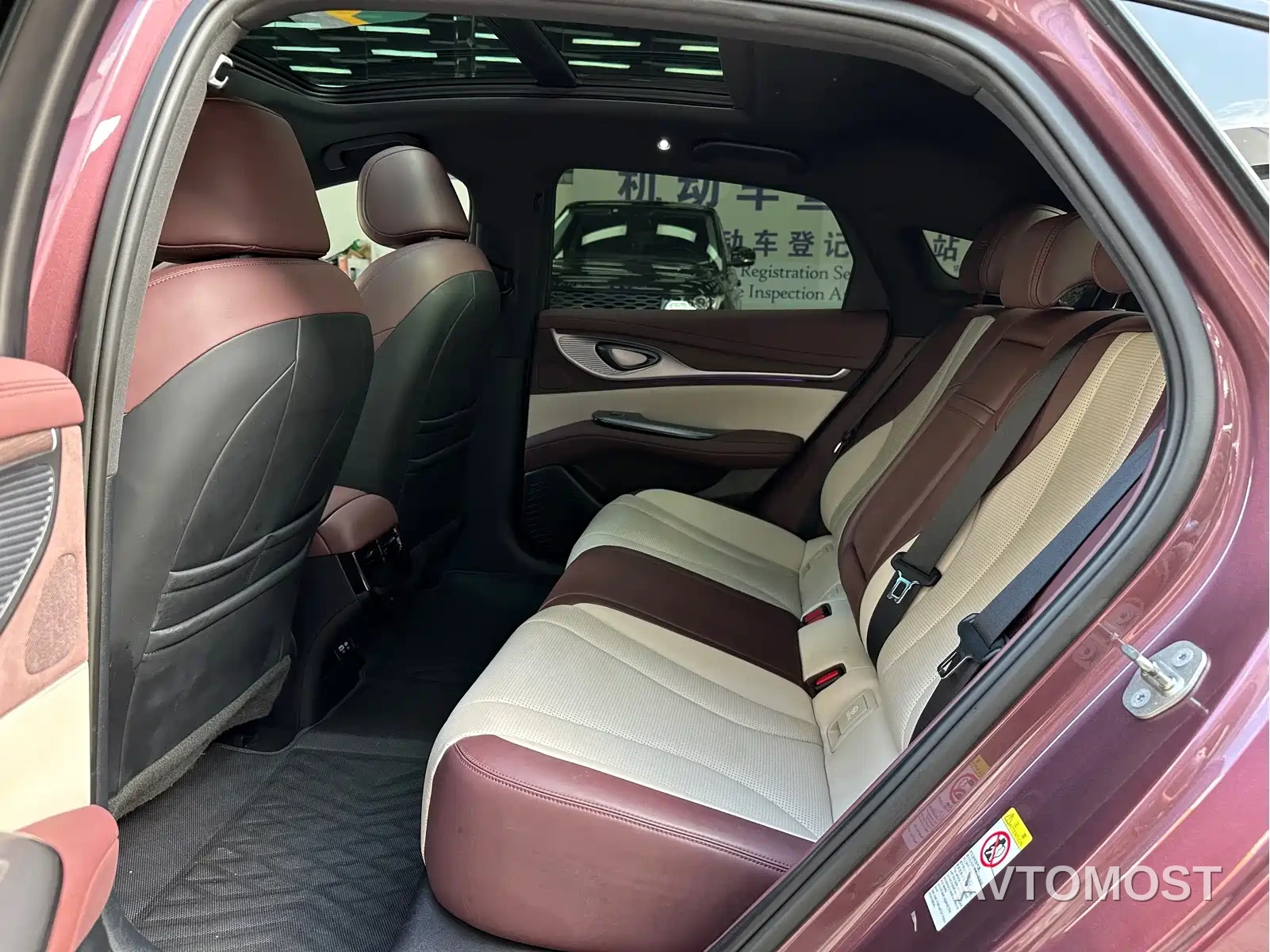 BYD Seal 2023 DM-i 1.5L 121km Premium — фото 11