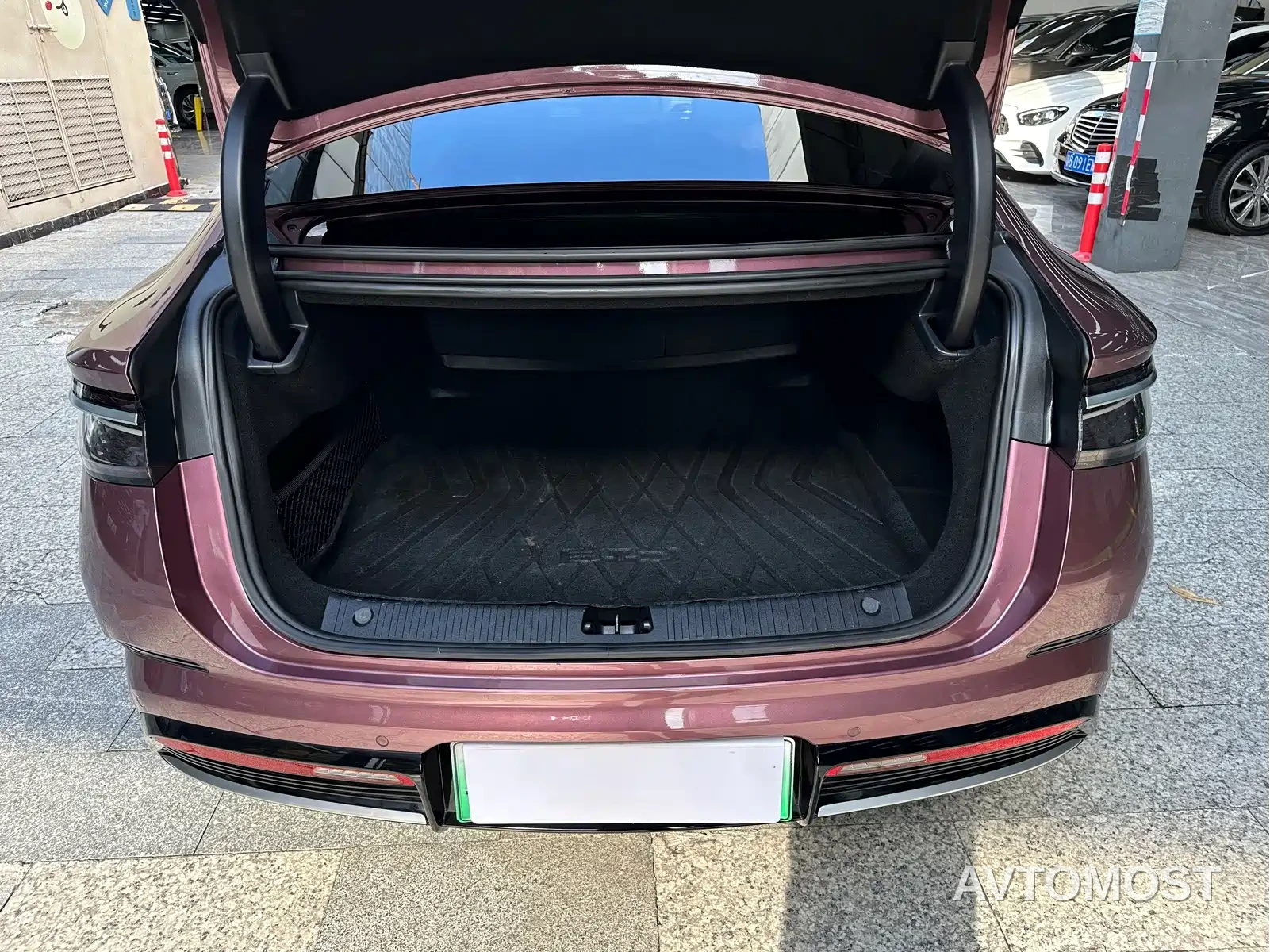 BYD Seal 2023 DM-i 1.5L 121km Premium — фото 12