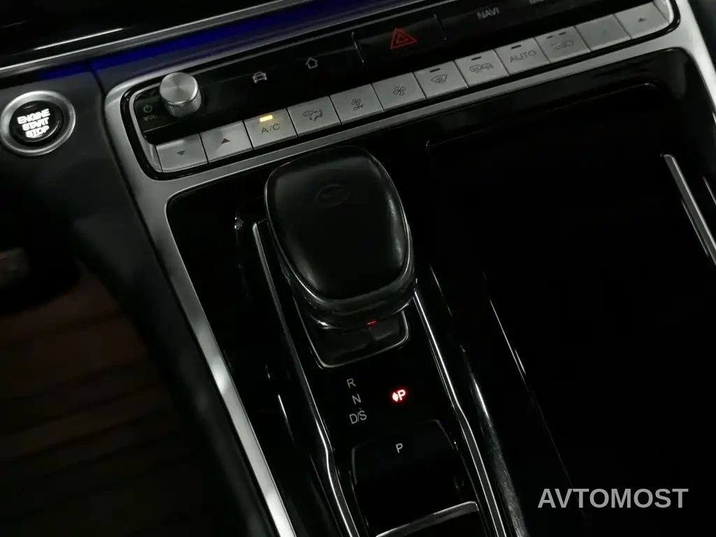 GAC Trumpchi M8 2021 Leading Show Series 390T Prestige Edition — фото 12