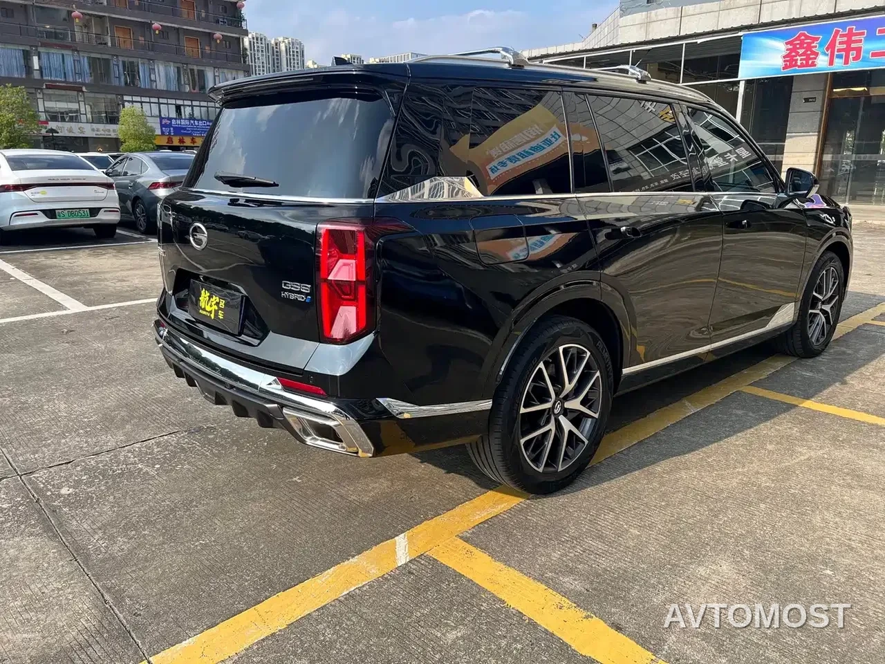 GAC Trumpchi GS8 2022 Dual Engine Series 2.0TM 2WD Premium Edition (7-Seater) — фото 3