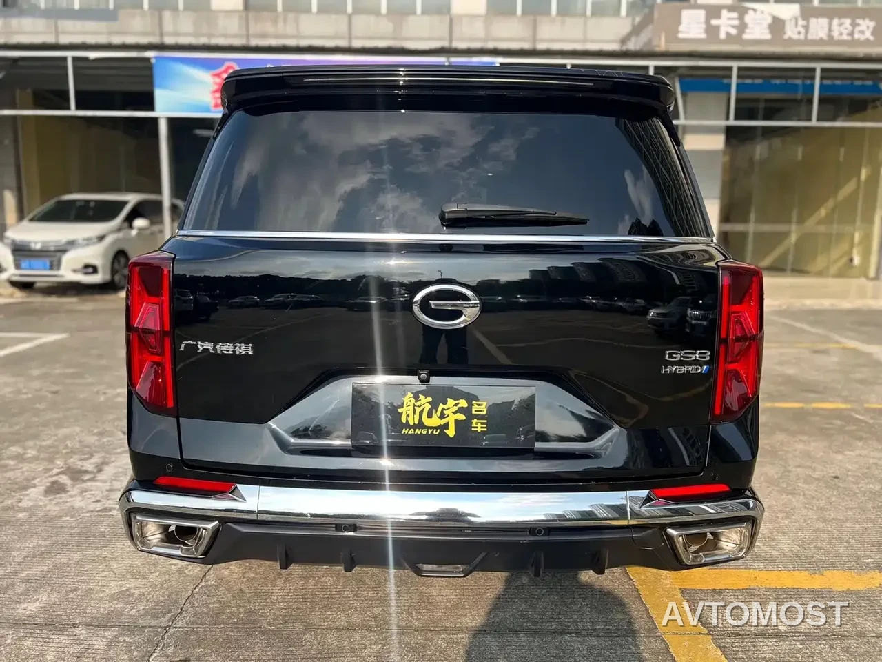 GAC Trumpchi GS8 2022 Dual Engine Series 2.0TM 2WD Premium Edition (7-Seater) — фото 8