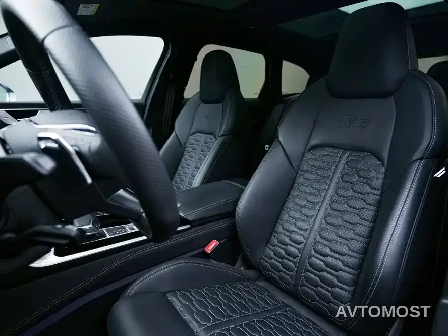 Audi RS 6 2021 RS 6 4.0T Avant — фото 12
