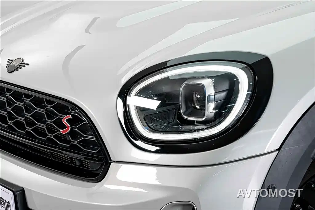 MINI COUNTRYMAN 2023 2.0T COOPER S Connoisseur — фото 3