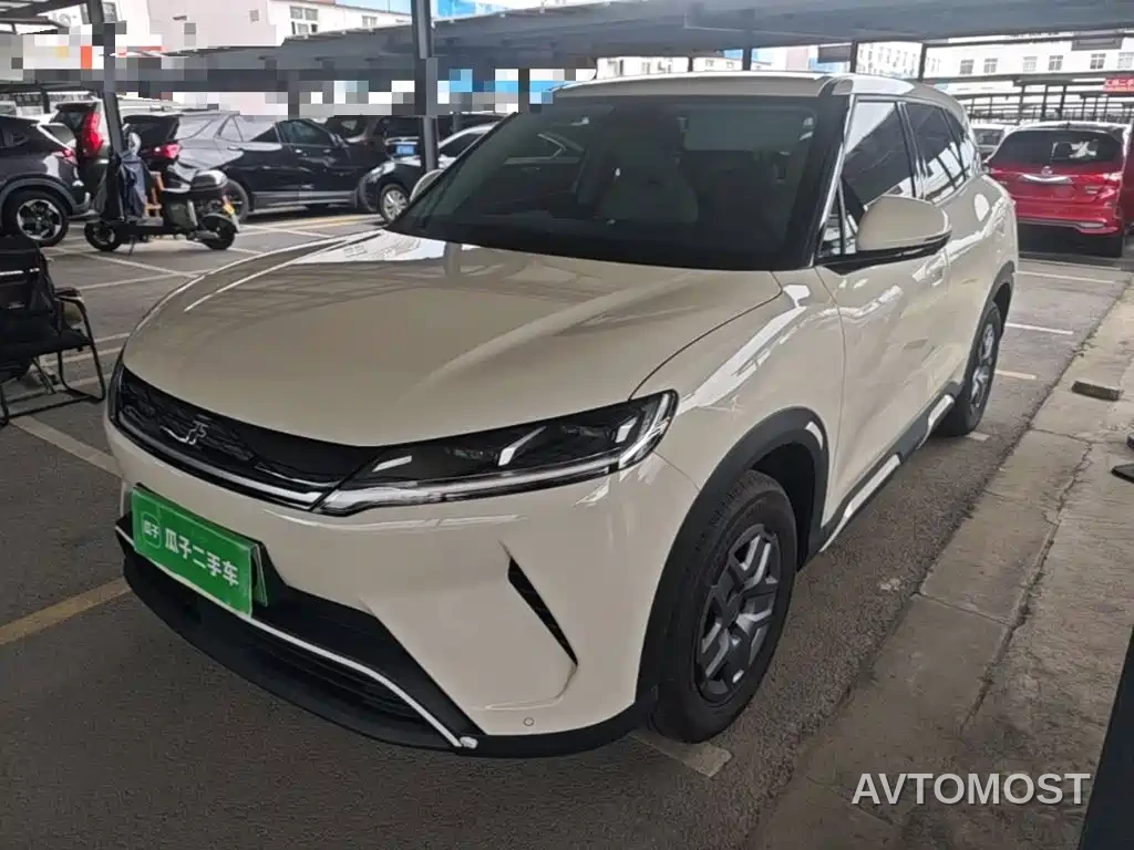 BYD Yuan UP 2025 Model 301KM Navigator — фото 2