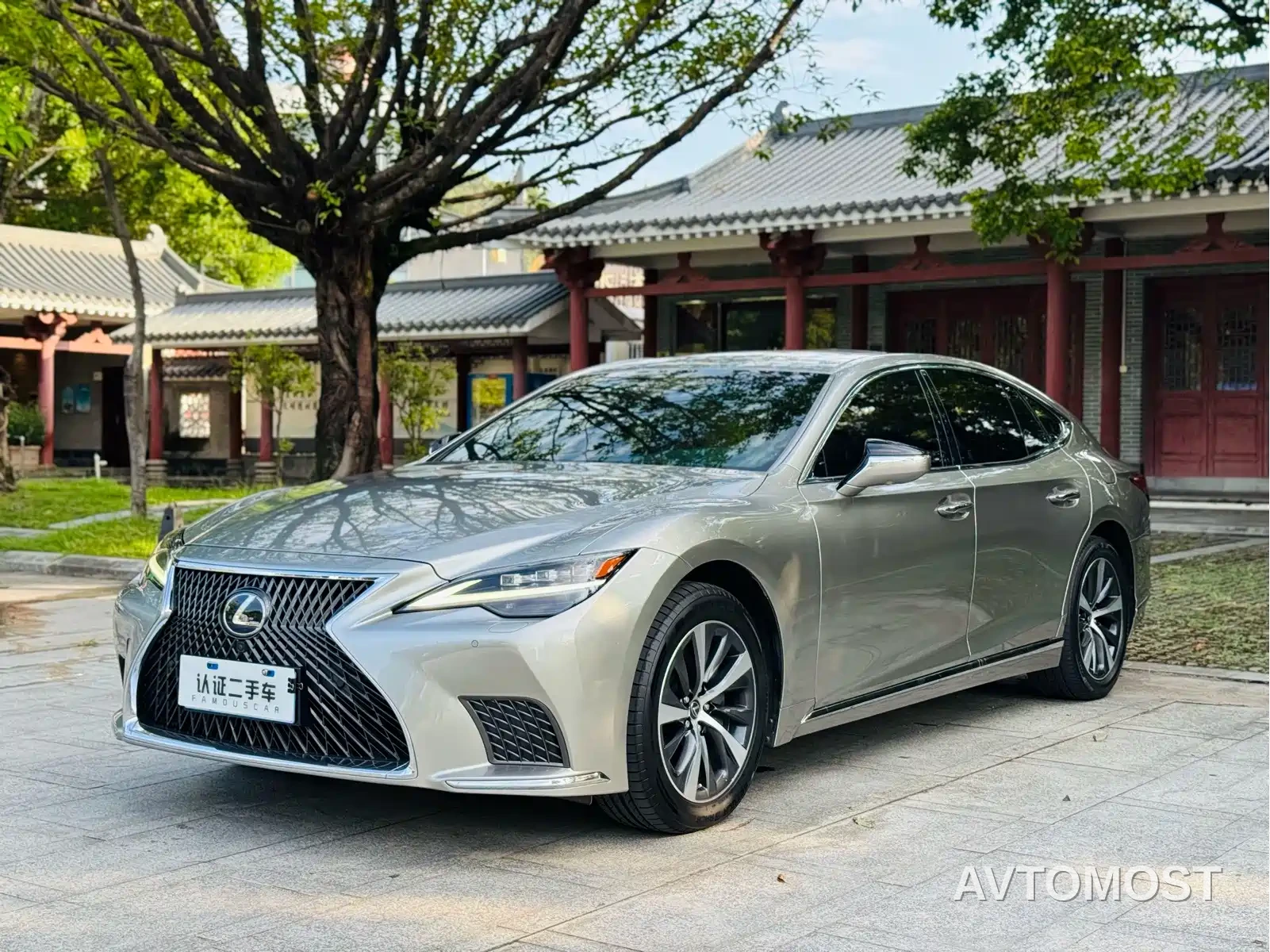Lexus LS 2021 500h Excellence Edition — фото 1