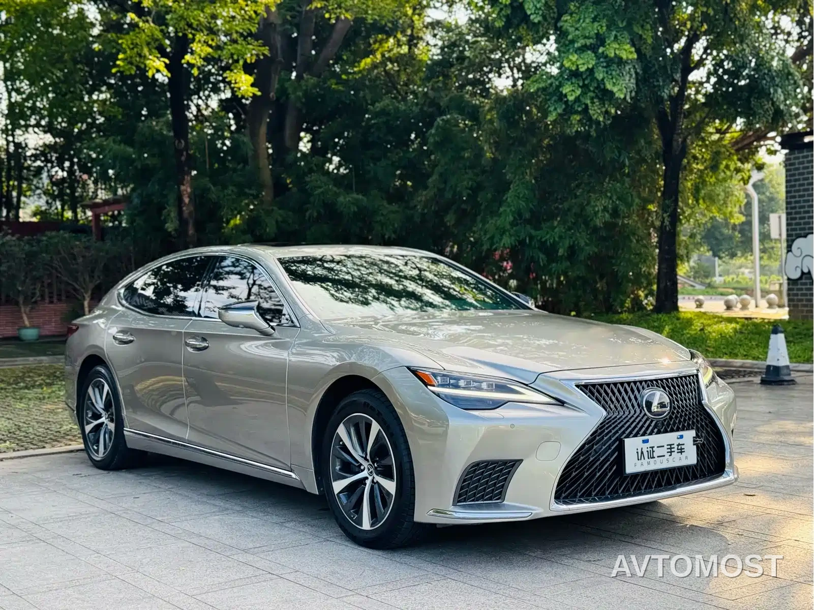 Lexus LS 2021 500h Excellence Edition — фото 3