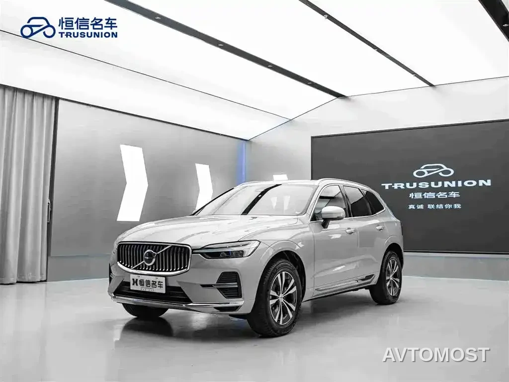 Volvo XC60 2024 B5 AWD Zhiyi Luxury Edition — фото 3