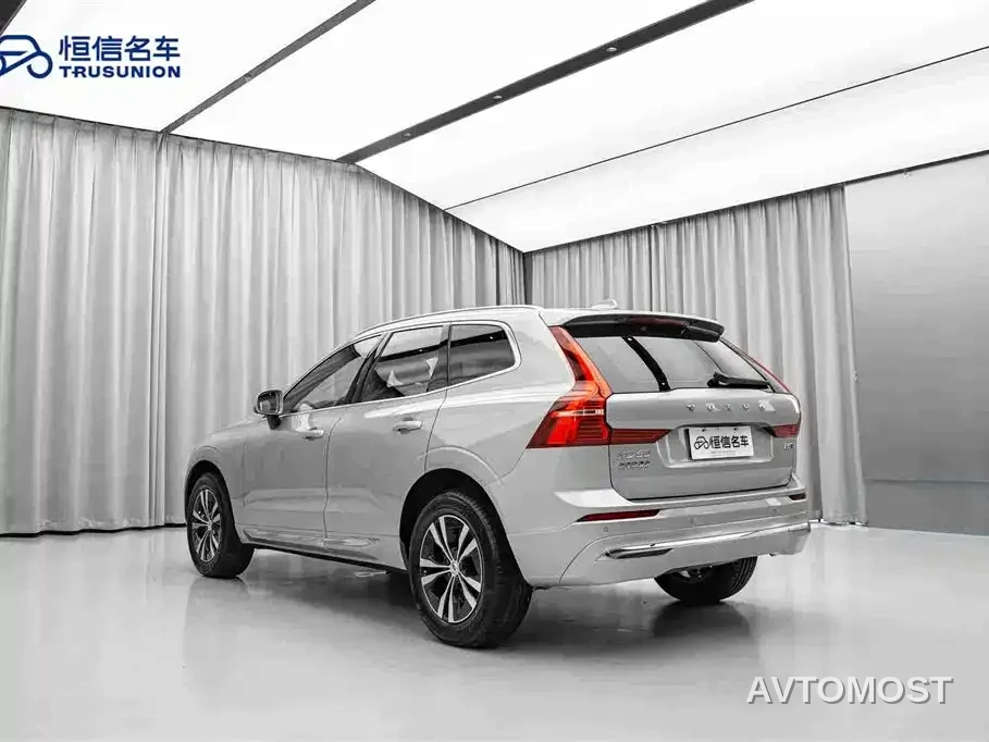 Volvo XC60 2024 B5 AWD Zhiyi Luxury Edition — фото 6