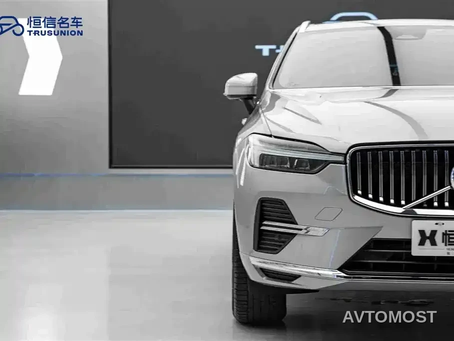 Volvo XC60 2024 B5 AWD Zhiyi Luxury Edition — фото 7