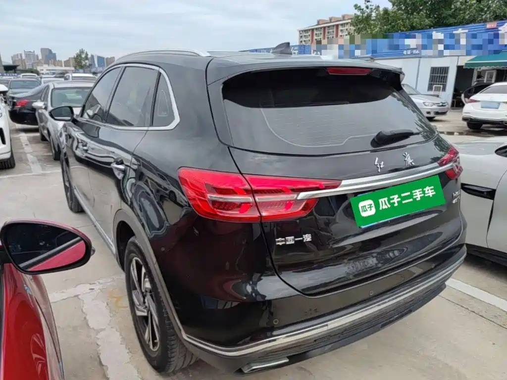 Hongqi HS5 2022 Facelift 2.0T Smart Flag Enjoyment Edition — фото 5