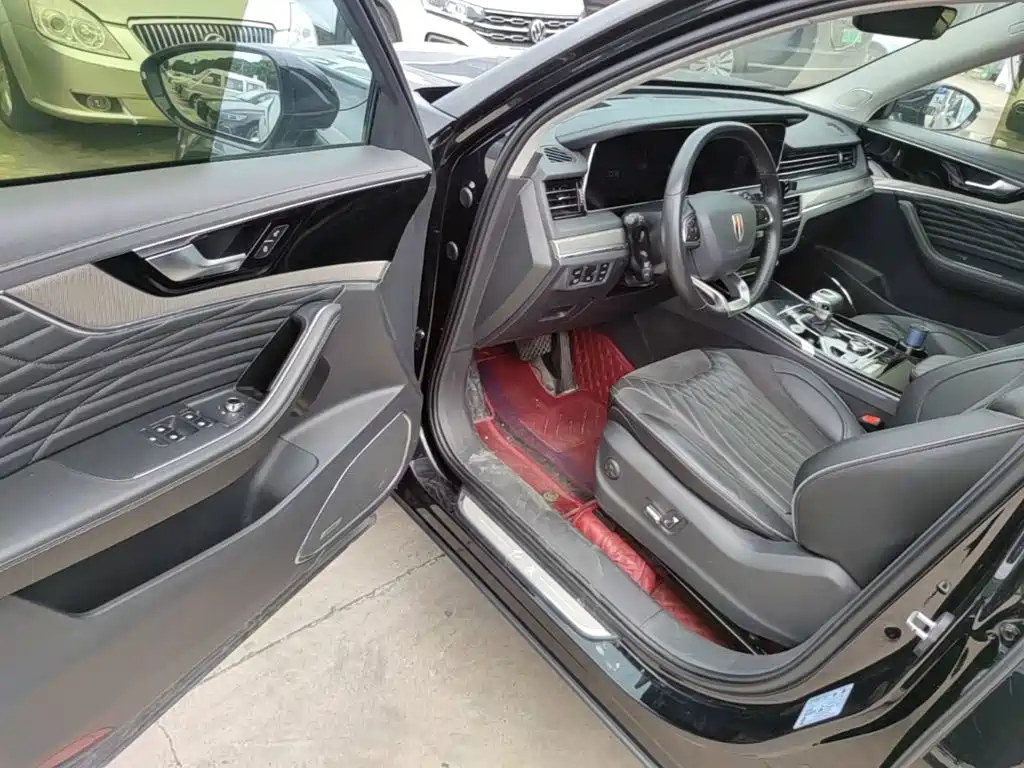 Hongqi HS5 2022 Facelift 2.0T Smart Flag Enjoyment Edition — фото 16
