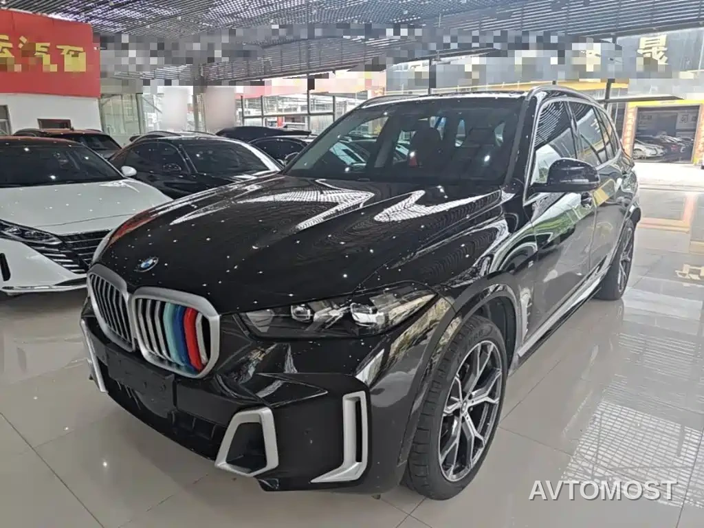 BMW X5 2023 xDrive 30Li Premium M Sport Package — фото 1