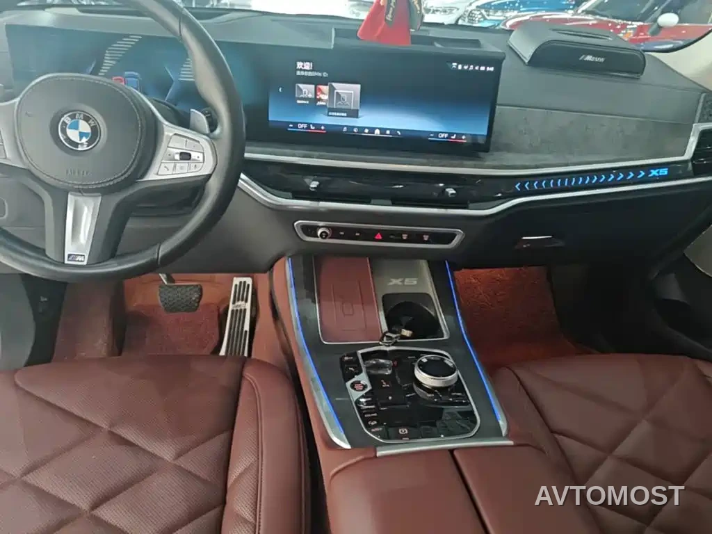 BMW X5 2023 xDrive 30Li Premium M Sport Package — фото 10
