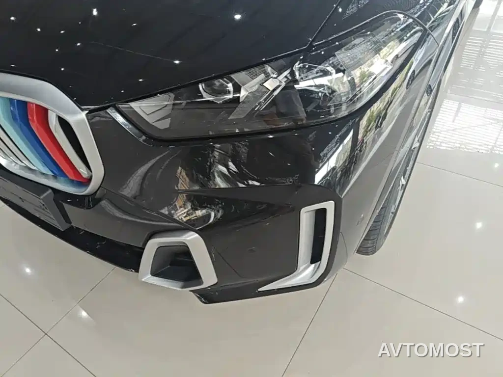 BMW X5 2023 xDrive 30Li Premium M Sport Package — фото 21