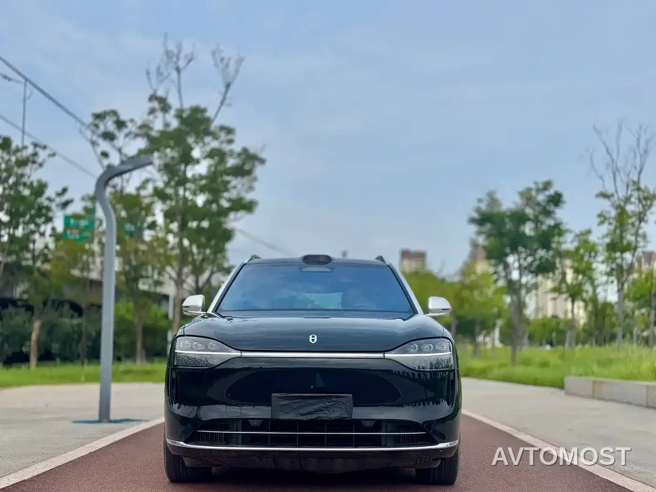 AITO M9 2024 Range Extender Max Edition 42kWh 6-seater — фото 2