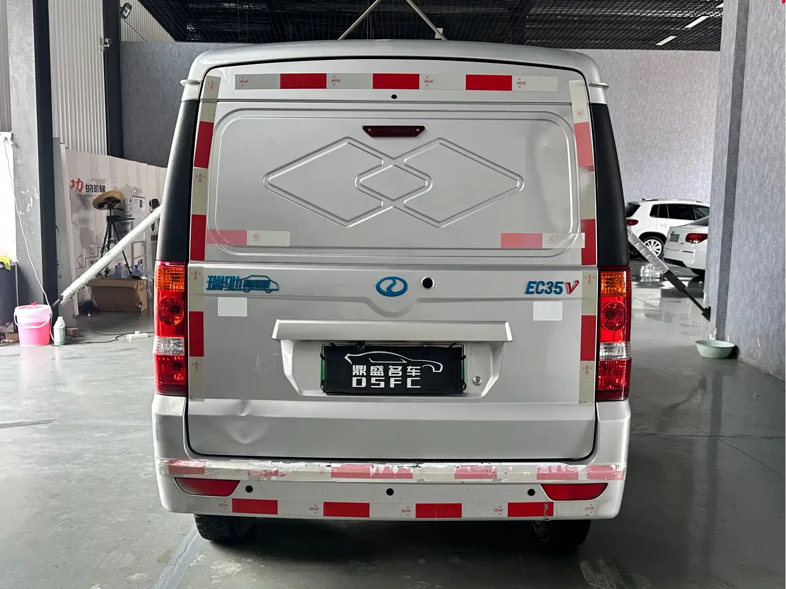 Ruichi New Energy EC35 2023 EC35V Standard Edition 38.64kWh — фото 6