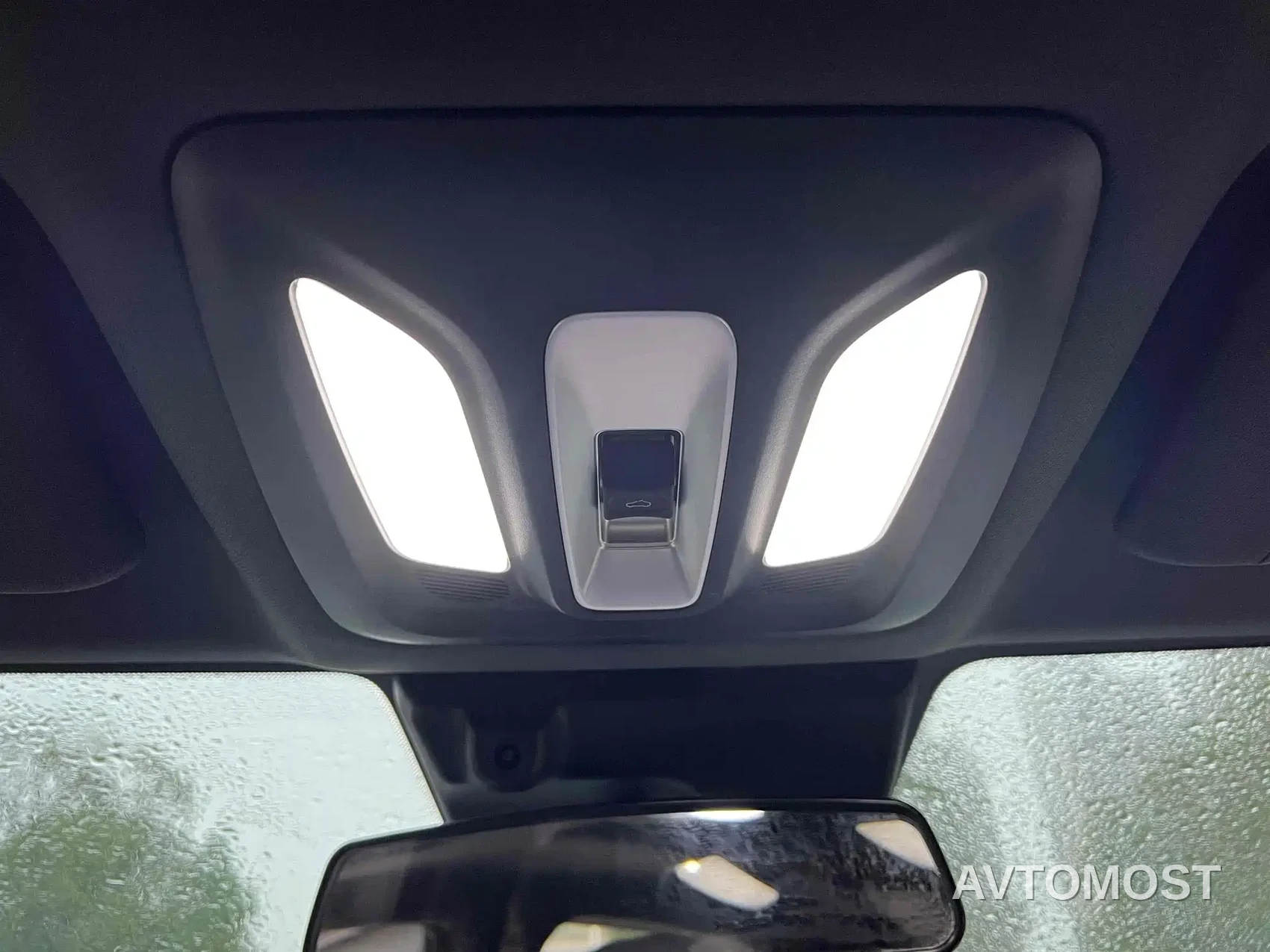Changan UNI-V 2022 1.5T Premium Model — фото 16
