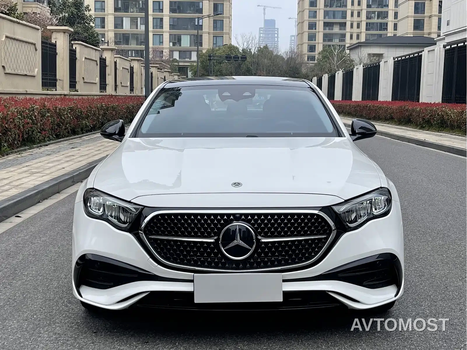 Mercedes-Benz E-Class (Import) 2024 E 300 Fashion Sport Edition — фото 2