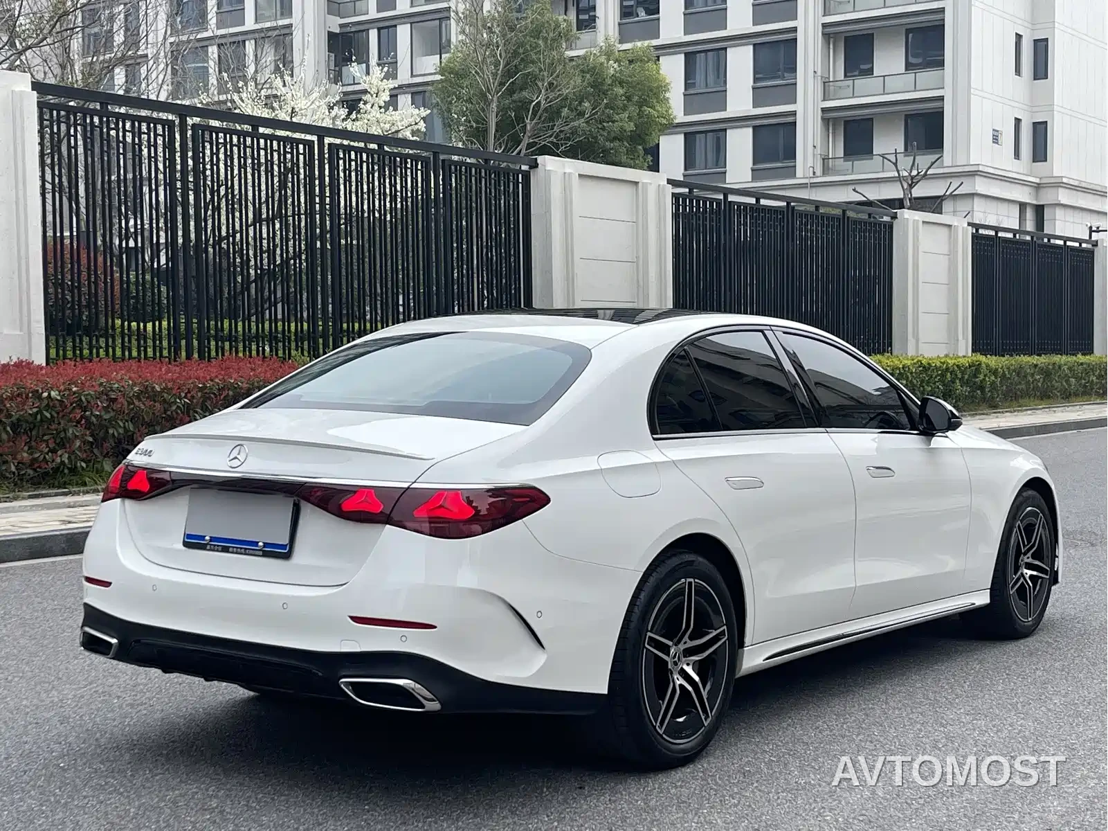 Mercedes-Benz E-Class (Import) 2024 E 300 Fashion Sport Edition — фото 6