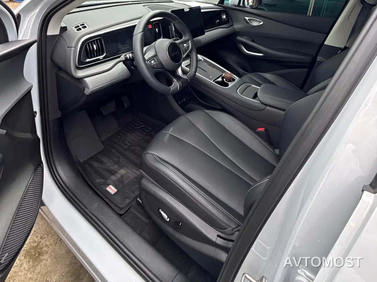 BYD Hai Shi 05 EV 2025 520KM Smart Navigation Edition — фото 8