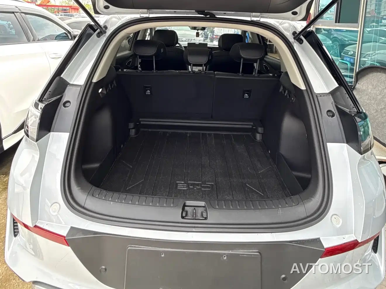 BYD Hai Shi 05 EV 2025 520KM Smart Navigation Edition — фото 21