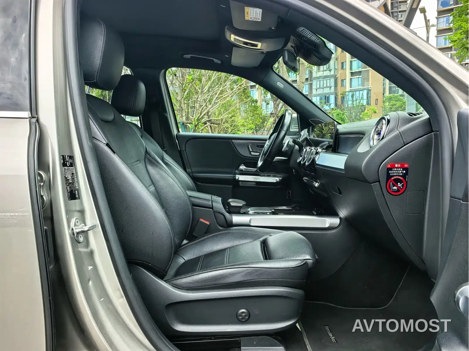 Mercedes-Benz EQB 2022 EQB 350 4MATIC Launch Special Edition — фото 5