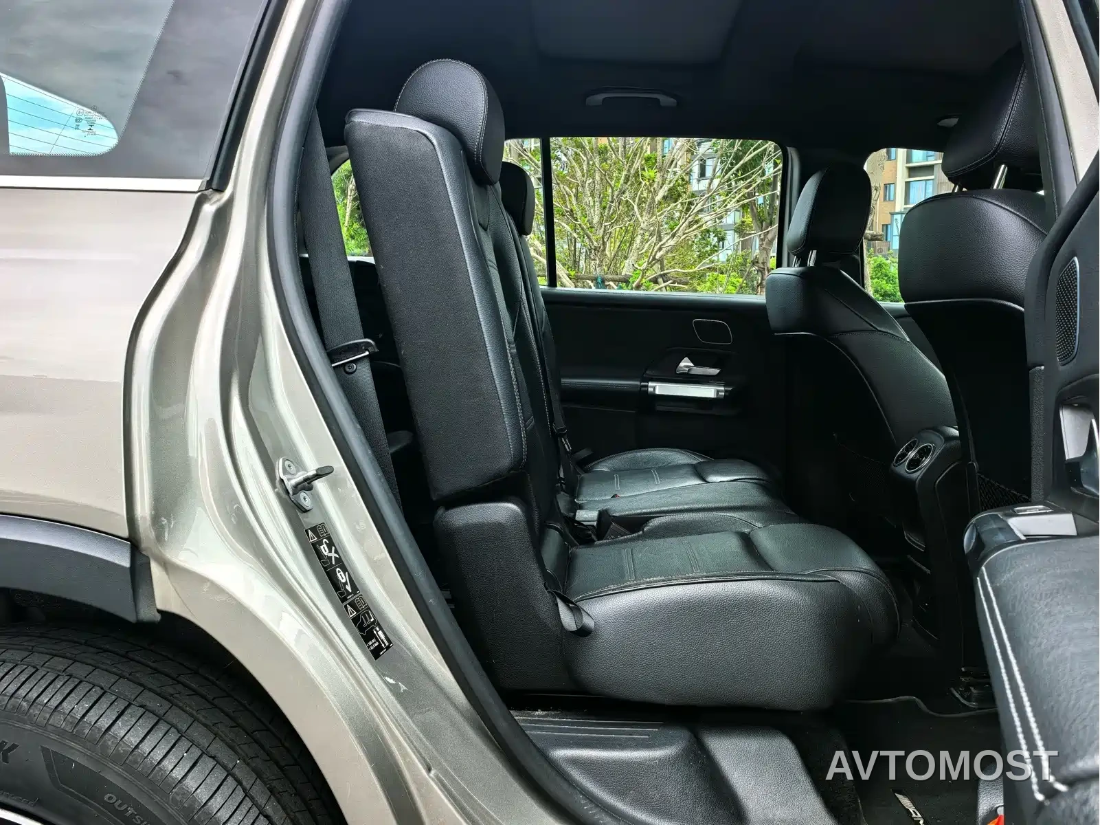 Mercedes-Benz EQB 2022 EQB 350 4MATIC Launch Special Edition — фото 7