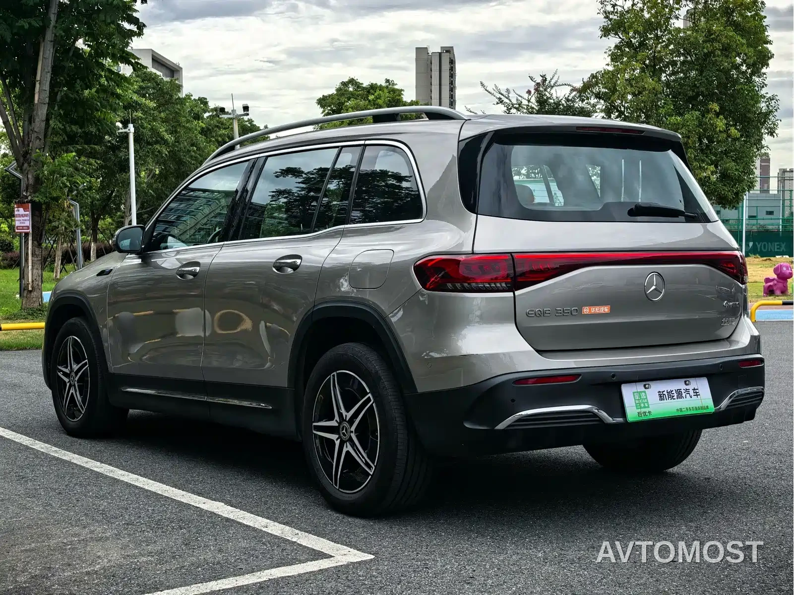 Mercedes-Benz EQB 2022 EQB 350 4MATIC Launch Special Edition — фото 10