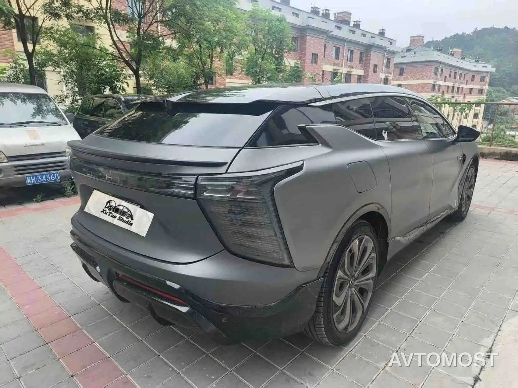 HiPhi X 2021 Founder Edition 4-Seater — фото 3