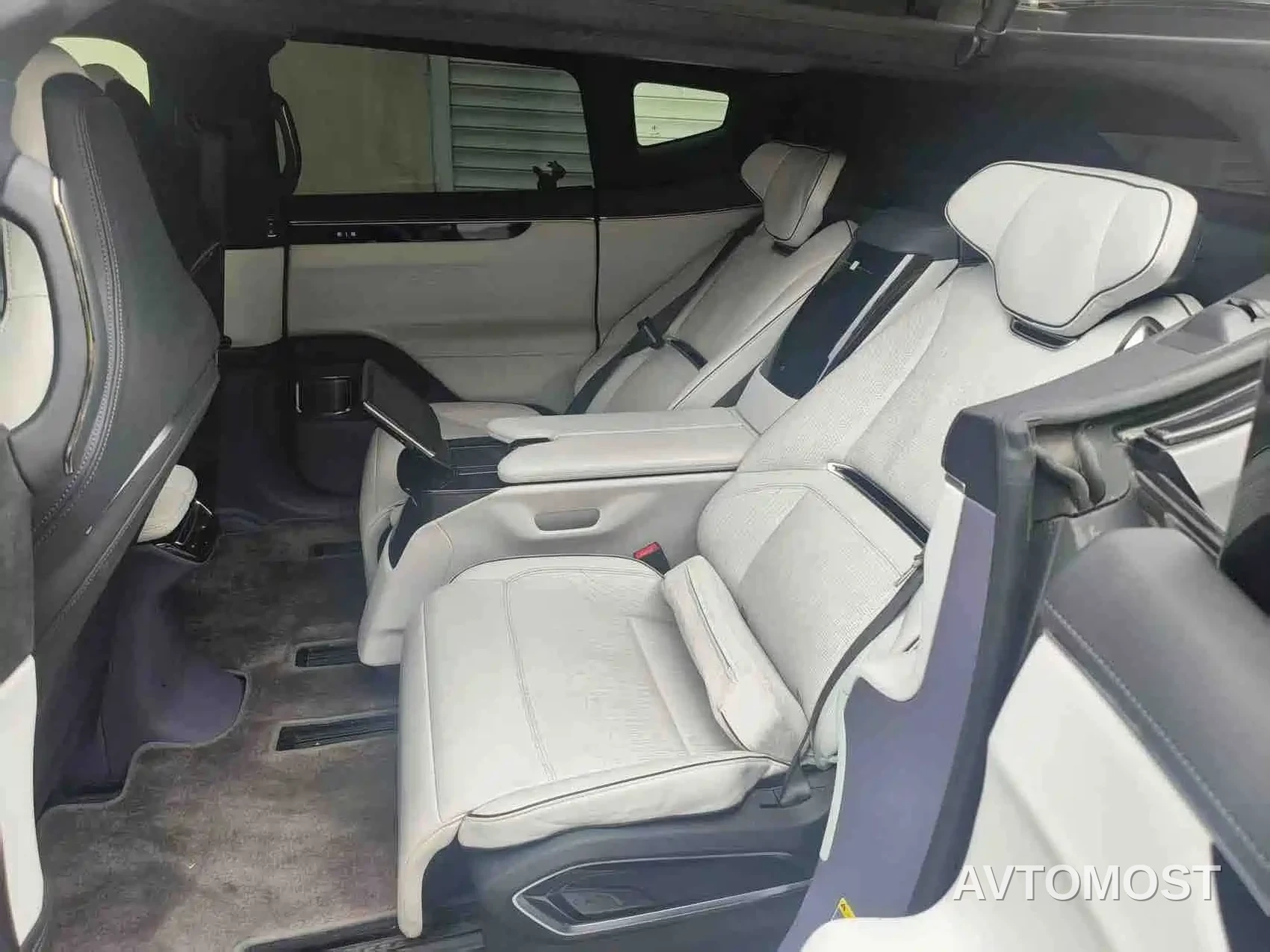 HiPhi X 2021 Founder Edition 4-Seater — фото 7