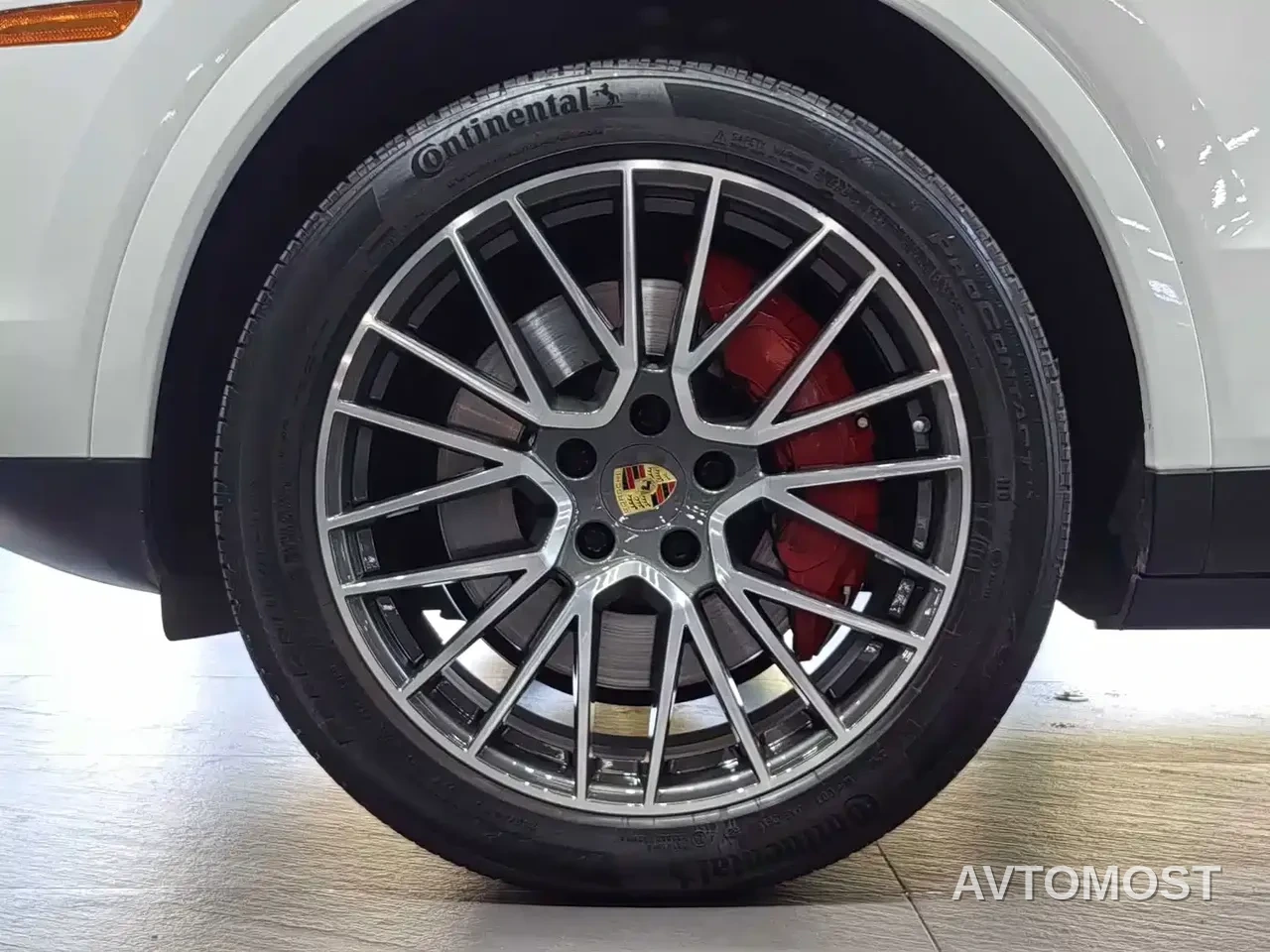 Porsche Cayenne 2022 Cayenne S 2.9T Platinum Edition — фото 6