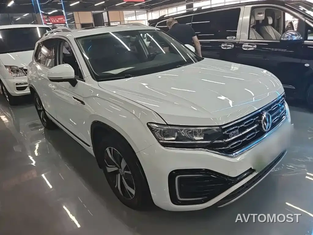 Volkswagen Tayron GTE Plug-in Hybrid 2020 Model 1.4T Luxury — фото 4