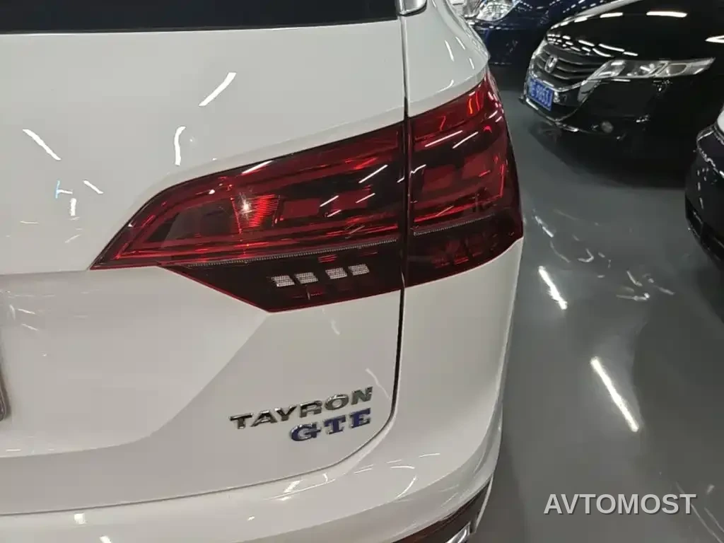 Volkswagen Tayron GTE Plug-in Hybrid 2020 Model 1.4T Luxury — фото 7