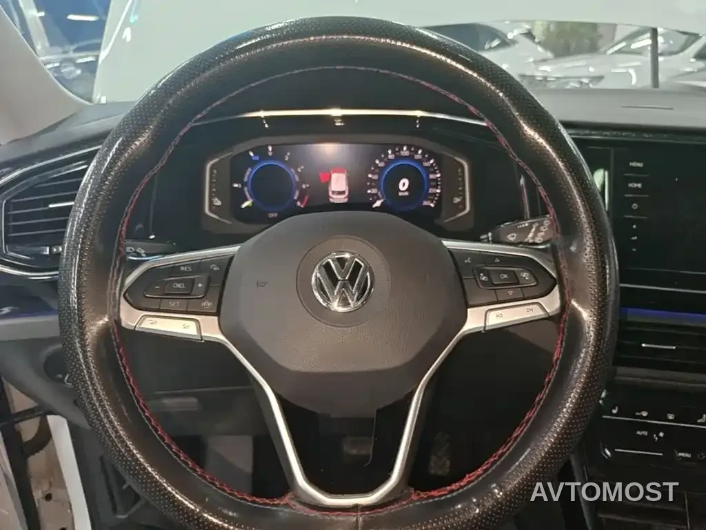 Volkswagen Tayron GTE Plug-in Hybrid 2020 Model 1.4T Luxury — фото 10