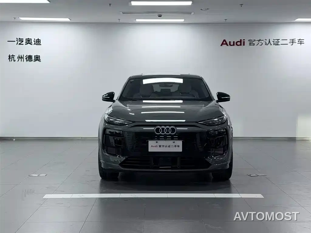 Audi Q6L Sportback e-tron 2025 Pioneer Navigation Edition — фото 2