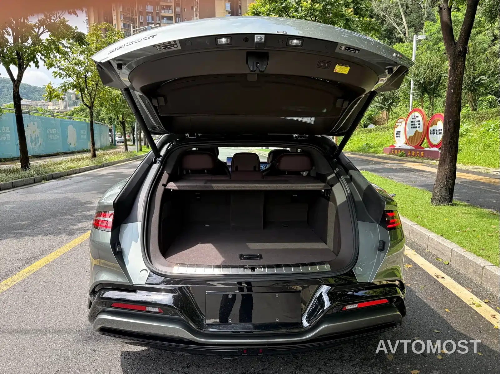 Denza Z9GT 2024 Model 1100 AWD Pro Edition — фото 26