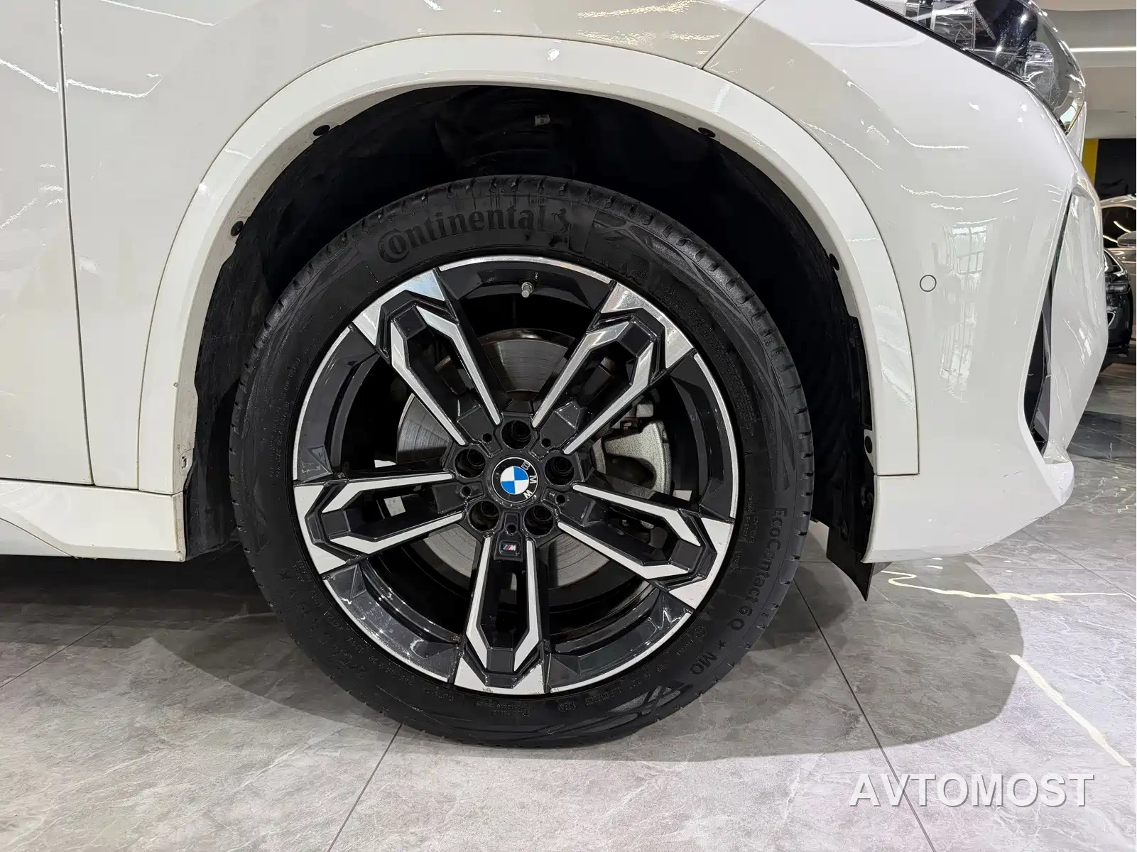 BMW X1 2023 sDrive25Li X Design Package — фото 13