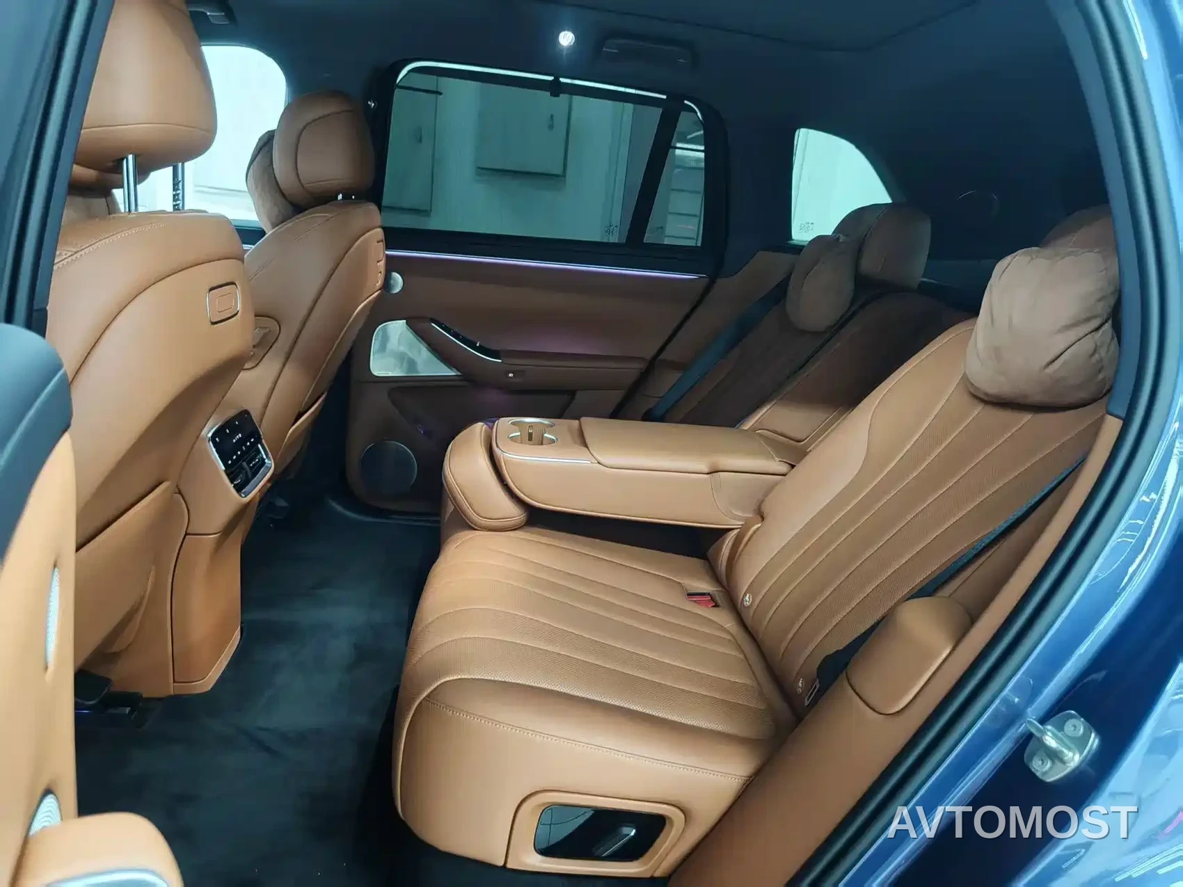 AITO M7 2026 Extended Range Ultra AWD 5-Seater — фото 13