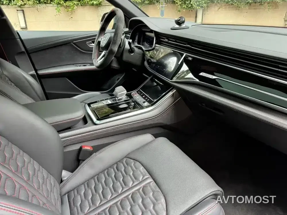 Audi RS Q8 2026 model RS Q8 4.0T performance — фото 4