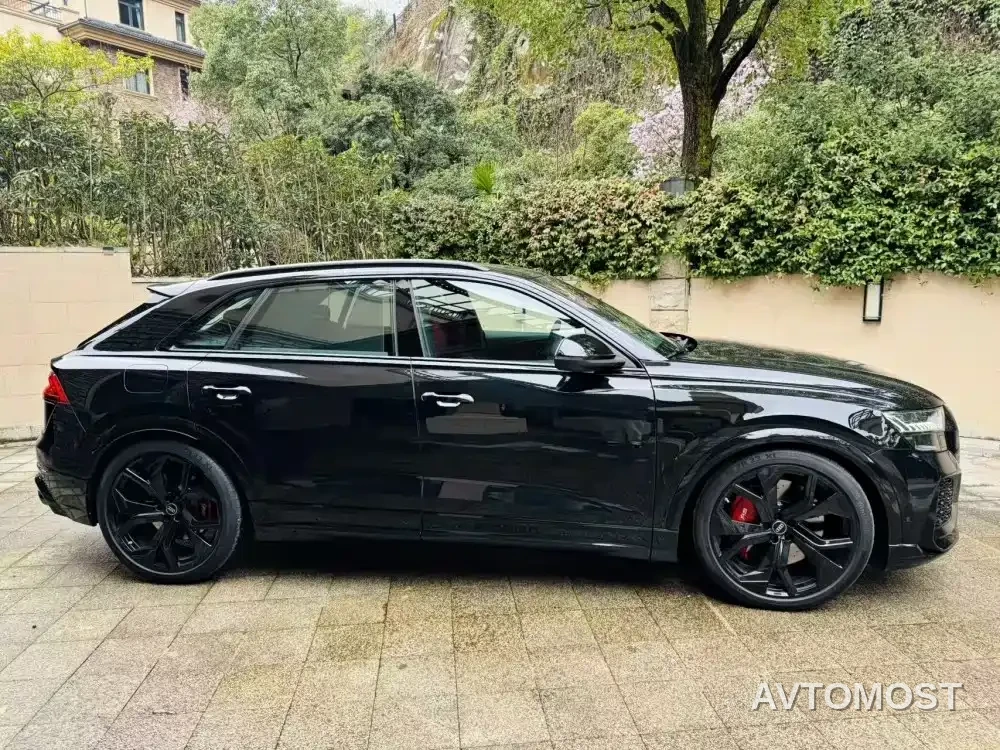 Audi RS Q8 2026 model RS Q8 4.0T performance — фото 12